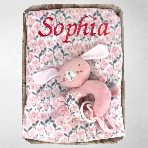 Coffret Naissance Lapin A Broder Avec Le Prenom De Bebe